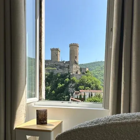 Cocoon 52 M2 New, Beautiful View Castle And Mountain Foix